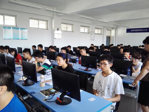 燕山大学 燕山大学